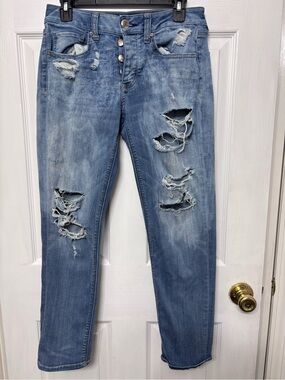 Women's American Eagle Ripped Jeans